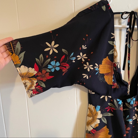 Deep v mini sundress - Picture 8 of 8